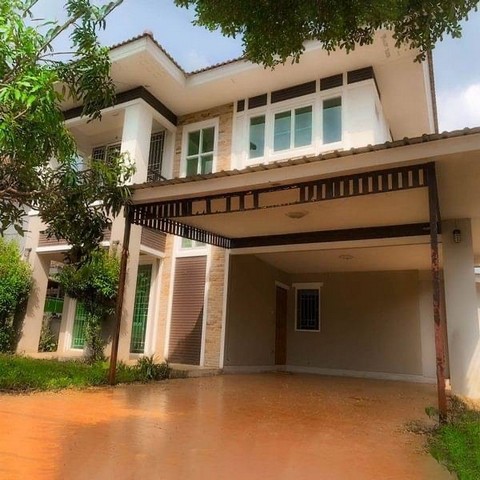 ขายบ้านสุดคุ้มราคาสบายกระเป๋า หากคุณกำลังมองหาบ้านหลังแรกในโครงการ เราแนะนำบ้าน อรสิริน6 