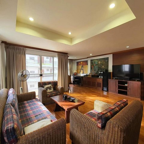 For Sale : Patong, 3-storey house with swimming pool, 3 Bedrooms 3 Bathrooms