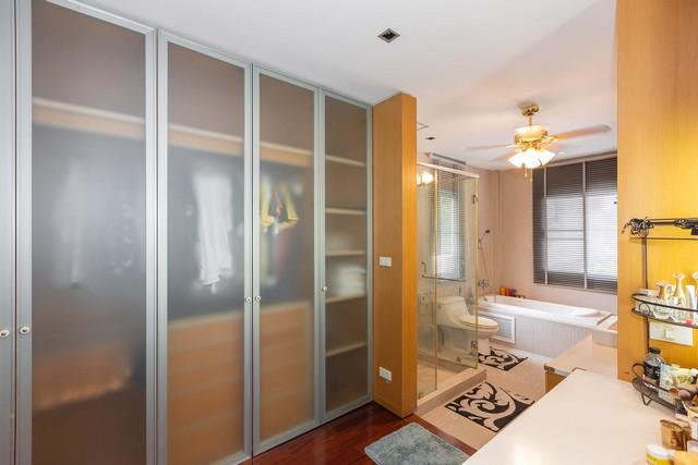 ขายบ้านเดี่ยว 2 ชั้นหลังมุม โนเบิล ทารา พัฒนาการ NOBLE TARA PATTANAKARN เนื้อที่ 141 ตร.ว.4 ห้องนอน 5 ห้องน้ำ พร้อมสระว่ายน้ำส่วนตัว