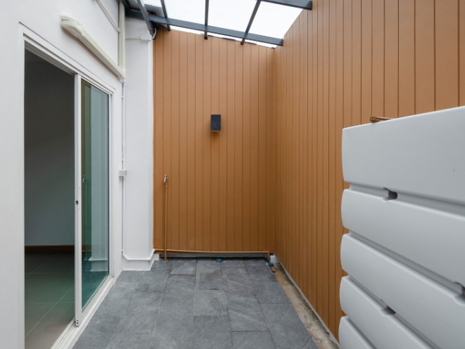 ให้เช่าและขายทาวน์โฮม 3.5 ชั้น ลาดพร้าว นาคนิวาส   ใกล้ทางด่วน