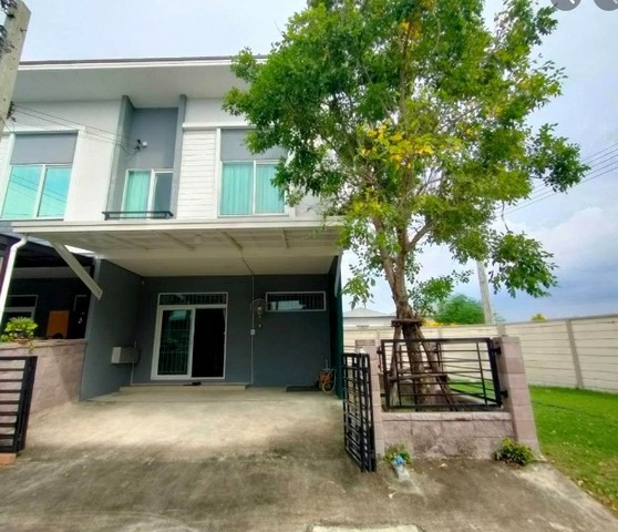 ให้เช่าทาวน์โฮม2ชั้น หมู่บ้านกัสโต้-บางนาสุวรรณภูมิ ( อยู่ตรงข้าม วัดศรีวารีน้อย ) 