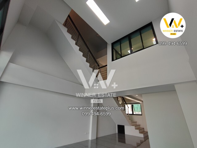 ขาย Town Home Office ใหม่ หรู 3.5 ชั้น บวกชั้นลอย 4 นอน 3 น้ำ ลาดพร้าว 101 ใจกลางเมือง ใกล้รถไฟฟ้าสีเหลือง