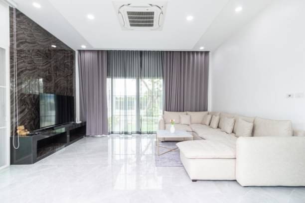 บ้านพูลวิลล่าให้เช่า 130,000 บาท/เดือน 180 ตรว. 4 นอน 5 น้ำ โซนสารภี บรรยากาศดี เงียบสงบ เหมาะสำหรับการพักผ่อน ใกล้โรงเรียนนานาชาติ