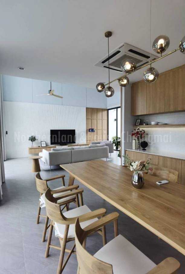 ให้เช่า 130,000 บาท/เดือน พูลวิลล่า 2 ชั้น 100 ตรว. สไตล์โมเดิร์นมินิมอล หนองควาย หางดง เฟอร์นิเจอร์ครบ พร้อมเข้าอยู่