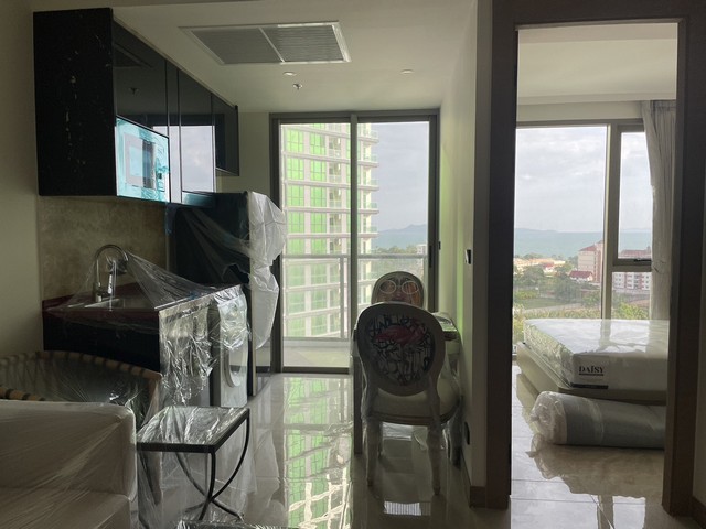 คอนโด. The Riviera Ocean Drive ขนาดพื้นที่ 31 ตรม  2959999 บ.   ราคาเดียวจัดให้หนักมาก