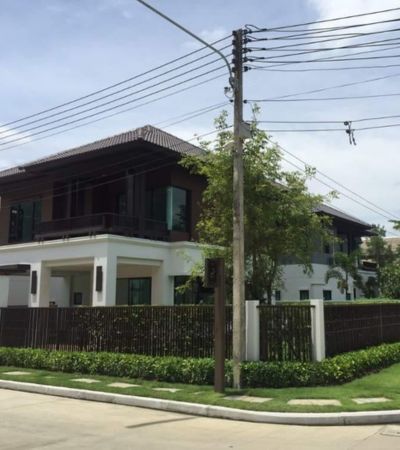 ติดต่อ หลิน 088 598 6998 Line ID: positive.agขายขาดทุน 8.55 ลบ* ฟรีโอน  เศรษฐสิริ สันทราย - Setthasiri Sansai   บ้านเดี่ยวหลังมุม (โครงการของแสนสิริ)สภาพดี เหมือนใหม่ พร้อมเฟอร์นิเจอร์ เครื่องใช้ไฟฟ้าอ.สันทราย จ.เชียงใหม่.บ้านแปลงหลังมุม เนื้อที่ 84 ตรว. พื้นที่ใช้สอย 170 ตรม.3 ห้องนอน 3 ห้องน้ำ จอดรถได้ 2 คันขายพร้อมเฟอร์นิเจอร์.ค่าส่วนกลาง ประมาณ 50บาท/ ตร.ม.ตั้งอยู่บน ถนนเชียงใหม่-พร้าว ตำบลหนองจ๊อม อำเ