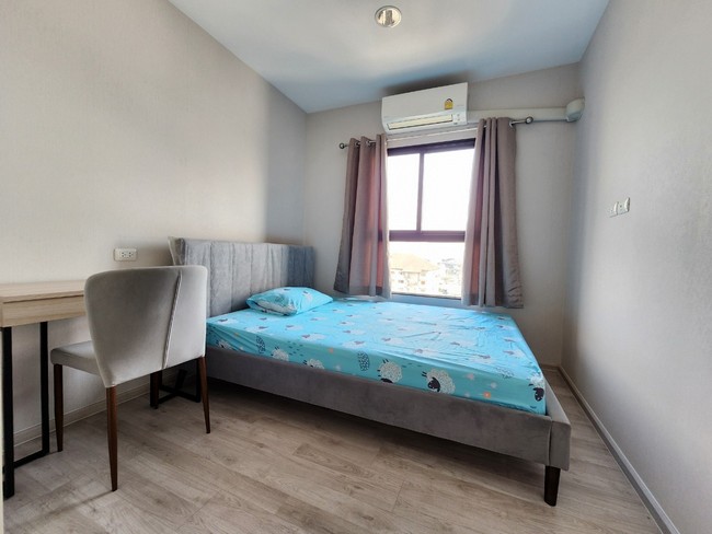 0099 ให้เช่า Plum Condo Central Station2 ติดเซ็นทรัลเวสเกตที่ตั้ง: ติดเซ็นทรัลเวสต์เกต ริมถนนรัตนาธิเบศร์ ใกล้ MRT ตลาดบางใหญ่ MRT สามแยกบางใหญ่ ขนาด:  26 ตรม.  1 ห้องนอน 1 ห้องน้ำชั้น 10สนใจชมทรัพย์ /สอบถามCALL : 0615659566LINE : @differthailand (ซื้อ,เช่า)LINE : @differestate (ฝากขาย ,ฝากเช่า)Differestate.com----------------DIFFER ESTATE CO.,LTD.เป็นบริษัทจดทะเบียนถูกต้องตามกฎหมายให้บริการรับฝากขาย เช่า ซื้อ อสังหาริมทรัพย์ ทุกชนิด>คอนโดใหม่ที่ใกล้ central westgate ที่