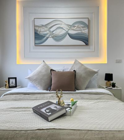 ติดต่อ หลิน 088 598 6998 Line ID: positive.agSale 1.7 ล้านบาท* ฟรีโอนคอนโดธารทิพย์ การ์เด้นเพลส 1(ตรงข้ามคณะวิศวะมช. เพียง 300 เมตร)คอนโดหลัง มช. รีโนเวท ตกแต่งเฟอร์นิเจอร์ครบ.ขนาดห้อง 32.64 ตรม.ชั้น 81 ห้องนอน1 มุมทำครัว1 ห้องน้ำ1 ห้องอ่านหนังสือ.Freeภายในห้องพร้อมอุปกรณ์อำนวยความสะดวกชุดโซฟารับแขกขนาดใหญ่สมาร์ททีวีขนาด 43  ชุดเค้าเตอร์ครัว+ไมโครเวฟตู้เย็น แอร์ชุดโต๊ะเก้าอี้รับประทานอาหารฝัก