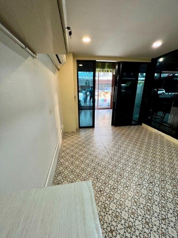 ให้เช่าอาคารพาณิชย์ 7 ชั้น 2 คูหา 807 ตรม. ถนนจักรวรรดิ เยาวราช เขตสัมพันธวงศ์ ใกล้ MRTสามยอด