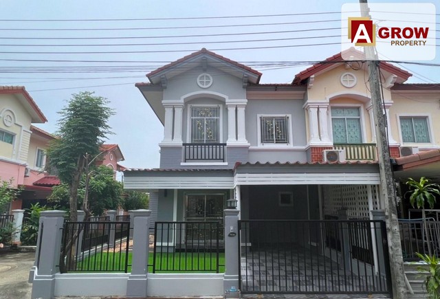 ม.เดอะคอนเนค2 หลังมุม ซอยมหาชัย รีโนเวทใหม่พร้อมอยู่ที่ตั้ง : ซ.มหาชัย ถนนบางนา - ตราด กม.10 ต.บางพลีใหญ่ อ.บางพลี จ.สมุทรปราการ รหัสทรัพย์ :  AGT00207ราคาขาย : 3,390,000 บาทรายละเอียด : -ทาวน์เฮ้าส์ 2 ชั้น หลังมุม- เนื้อที่ 29.6 ตร.ว.- 3 ห้องนอน- 2 ห้องน้ำ - 1 ห้องครัว - 1 ที่จอดรถ ***แถมฟรี***- เหล็กดัด-มุ้งลวด -เฟอร์นิเจอร์ ตู้เสื้อ+เตียงนอน โตีะเครื่องแป้ง- ปั้มน้ำ + แท้งน้ำ จุดเด่น : โครงการใกล้แหล