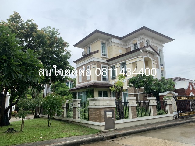 ขายบ้านเดี่ยว 3 ชั้นพร้อมเฟอร์นิเจอร์ ใจกลางกรุง ใกล้รถไฟฟ้า หมู่บ้านกลางกรุงเดอะนีซรัชวิภาติดรถไฟฟ้าสีแดงเข้ม ทางขึ้นลงอยู่หน้าโครงการเพียง200เมตร พื้นที่ใช้สอย320ตรม(เนื้อที่101.50ตรว)สร้างปี 25513 ห้องนอน 4 ห้องน้ำ 1 ห้องนอน และ 1 ห้องน้ำแม่บ้าน1 ห้องเก็บของจอดรถ 2 คัน (ใต้หลังคาบ้าน)บ้านกลางกรุง เดอะนีซ รัชวิภาถนนกำแพงเพชรแขวง/เขต จตุจักรกทมจุดเด่น• มีความเป็นส่