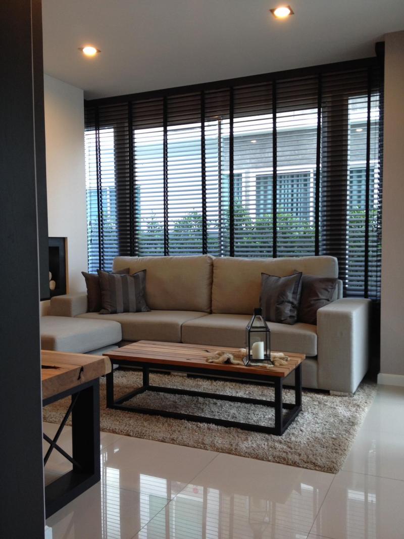 SW000723 ขายบ้านเดี่ยว ในโครงการมาลาดา โฮมแอนด์รีสอร์ท เชียงใหม่โลเคชัน       : หนองควาย หางดง เชียงใหม่ขนาดที่ดิน    :    76 ตารางวาพื้นที่ใช้สอย  :    325 ตารางเมตรจำนวนชั้น    :    2  ชั้นประเภทบ้าน  :       6ห้องนอน   6ห้องน้ำ ที่จอดรถ      :        2-4ราคาขาย :  12,900,000บาท ค่าโอนคนละครึ่งสถานที่ใกล้เคียง-  โรงเรียนนานาชาติปัญญาเด่น-  อุทยานราชพฤกษ์-  บิ๊กซีแม่เหียะ-  ตลาดสดแม่เหียะ-  วัดพระธาตุดอยคำ- ไนซ์