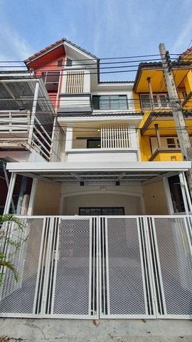 ขายทาวน์โฮม 3 ชั้น หมู่บ้านรามอินทรา 71 โครงการ 1 คู้บอน 27 