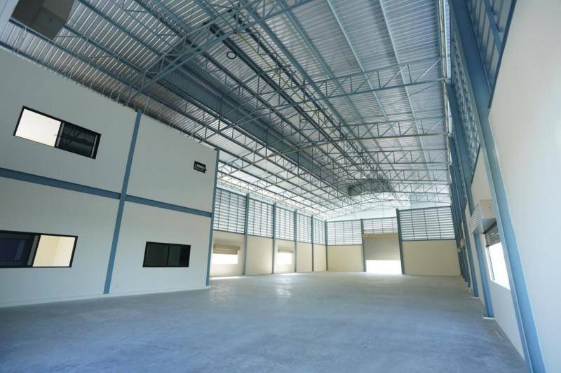 ให้เช่าโรงงานสร้างใหม่ จำนวน 6 หลัง พร้อมสำนักงาน แพรกษาใหม่