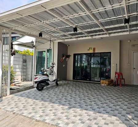  ให้เช่าและขาย ทาวน์โฮม 3 ชั้น หมู่บ้าน The Connect Up 3 เฉลิมพระเกียรติร.9 ซอย 67 หลังมุม