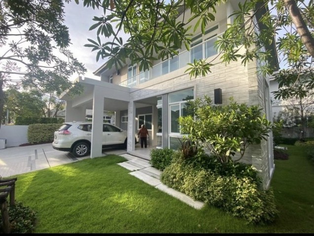 ขายบ้านมัณฑนา รามคำแหง2 บ้านพร้อมตกแต่งสวย โซนถนนหลัก บรรยากาศดีเยี่ยม ใกล้ถนนบางนา-ตราด ด่วนบูรพาวิถี ฝั่งตรงข้ามเป็นห้างอิเกียบางนา