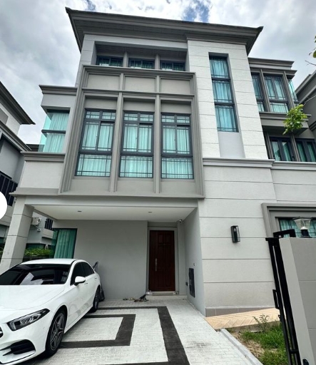 ให้เช่า บ้านแฝด 3 ชั้น โครงการ THE SONNE ศรีนครินทร์-บางานา (แถวราม2)
