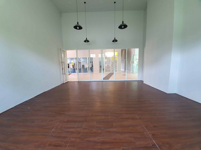 commercial space unit for rent on the ground floor at Supalai Lite  Ratchada - Narathivas - Sathorn