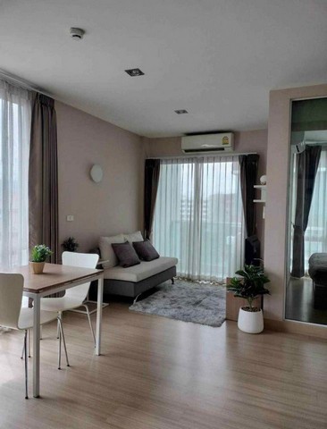 คอนโดให้เช่า ห้องมุมวิวดอยสุเทพ ห้องใหม่มาก พร้อมหิ้วกระเป๋าเข้าอยู่ได้เลยค่ะ