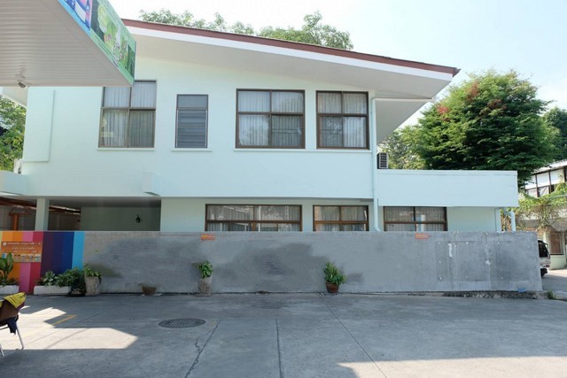 ให้เช่าบ้านเดี่ยว  ใกล้BTSทองหล่อ และพร้อมพงษ์บ้าน2 ชั้นพื้นที่ใช้สอยประมาณ 270 ตรม.สุขุมวิท 49