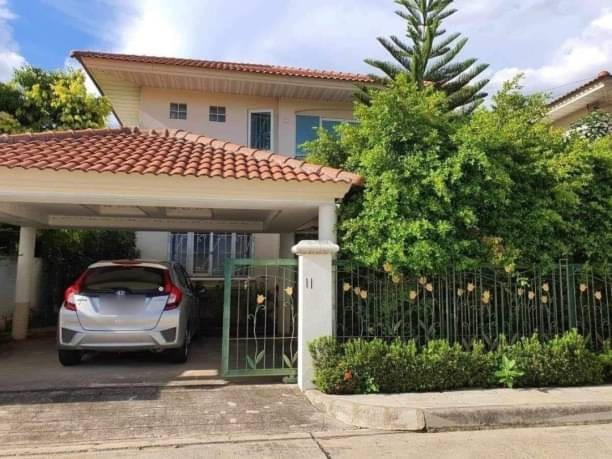 โซนท่าศาลา ขาย 3.5 ล้าน 50 ตรว. ศุภาลัยวิลล์ ดอนจั่น อำเภอเมือง บ้านเดี่ยว 2 ชั้น เฟอร์นิเจอร์ไม้สัก พร้อมเข้าอยู่ ติดถนนวงแหวนรอบ 2