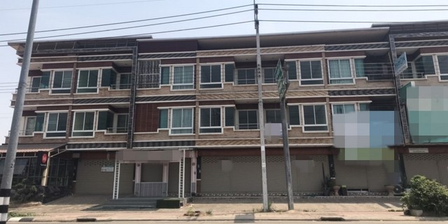 รายละเอียดเพิ่มเติมCode ID : PAP-8-0558 ราคาขาย      4,400,000 บาท- ขนาดพื้นที่ :  25.50  ตร.ว - พื้นที่ใช้สอย :  225 ตรม- จำนวนห้อง : - ห้องนอน - ห้องน้ำ- ที่จอดรถ :  1 คัน- อาคารพาณิชย์ :   3 ชั้น- อาคารพาณิชย์หันทางทิศ : -พิกัดทรัพย์ :    https://maps.app.goo.gl/VjeU2wuYvABvVFUQ6สถานที่ใกล้เคียง- ใกล้ตลาดไนท์บาร์ซ่า กำแพงเพชร- ใกล้โรบินสัน กำแพงเพชร- ใกล้บิ๊กซี กำแพงเพชร- ใกล้โรงเรียนวัชรวิทยาสอบถามเพิ่มเติม/นัดชมโทร. 097-419-5982(พลอย)โทร. 