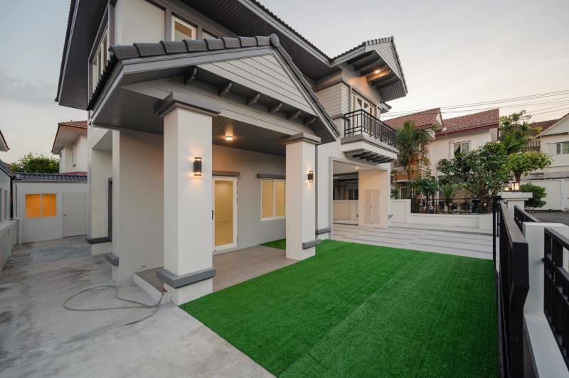 นนท์ณิชา พระนั่งเกล้า  บ้านมือสองตกแต่งใหม่  ติดถนนรัตนาธิเบศร์