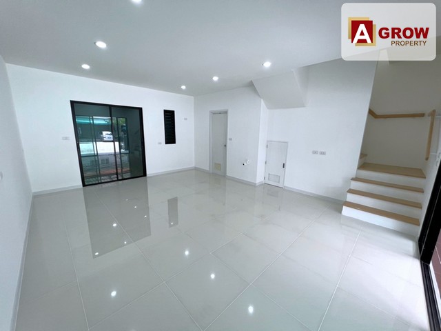 ม.พฤกษา34 ประชาอุทิศ90 ถนนเมน  รีโนเวทใหม่พร้อมอยู่