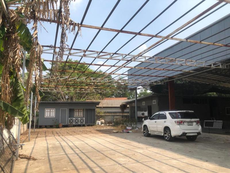 ให้เช่าโกดัง 1000 ตร.ม.ย่านรามอินทรา109 พระยาสุเรนทร์ เขตคลองสามวา เหมาะทำโกดัง ร้านอาหาร บ่อตกกุ้งลัดได้หลายทาง หทัยราษฐ์ มีนบุรี แฟชั่น ไอร์แลนด์ จะทำโกดังหรือประกอบกิจการก็ได้ พร้อมใช้งานราคาเช่า 70,000 บาท / เดือน ( ประกัน 2 เดือน ล่วงหน้า 1 เดือน)ที่ตั้ง ถนนพระยาสุเรนทร์ ซอยพระยาสุเรนทร์ 30 แขวงบางชัน เขตคลองสามวา กรุงเทพมหานคร 10510ติดต่อ : คุณภัสพงณ์ 063-409-8164 , 081-398-7741Line : deedaa23�