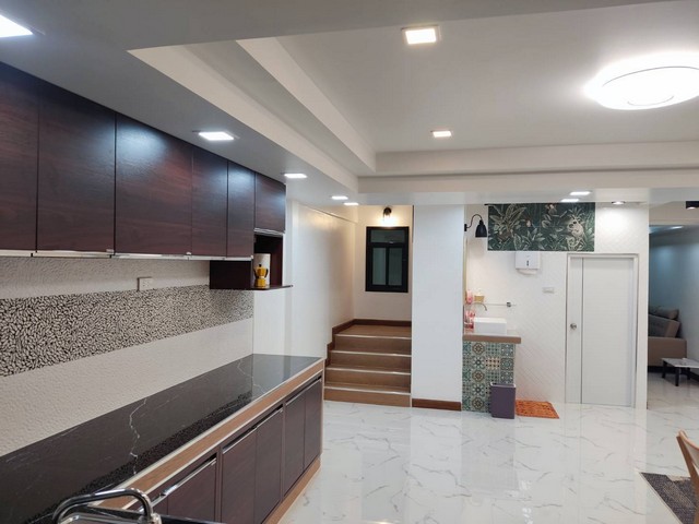 [B834] ให้เช่า 35k ทาวน์เฮ้าส์ 2 ชั้น  24 ตร.วา สุขุมวิท 68 หมู่บ้านเสียงสนนิเวศน์ ย่านบางนา ติดรถไฟฟ้า​ BTSอุดมสุข เพียง 200 เมตร