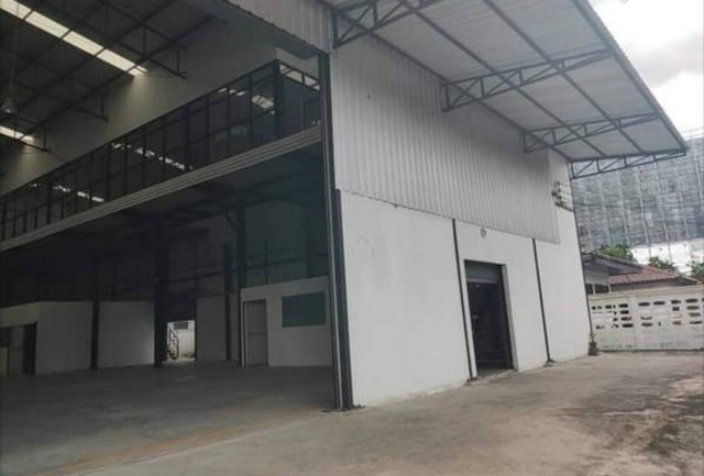 ให้เช่าโกดังใกล้ทางด่วนวงแหวนกาญจนา รามอินทรา    ใกล้ทางด่วนรามอินทรา-อาจณรงค์ เพียง 300 เมตร