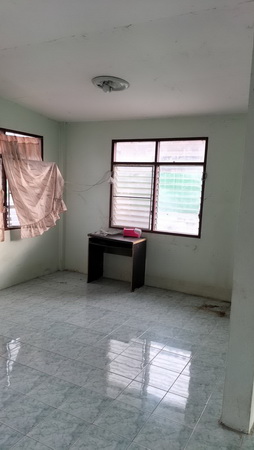 บ้านเดี่ยว ชั้นเดียว ตำบลสวนแตง อ.เมืองสุพรรณบุรี จ. สุพรรณบุรี