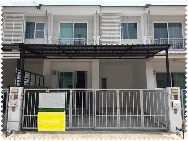 ขายหรือเช่าทาวน์โฮม 2ชั้น 2.5ล.เช่า12,000บ. 3นอน2น้ำ พฤกษาวิลล์75 ต.แม่เหียะ อ.เมือง เชียงใหม่##ขายหรือเช่า## เชียงใหม่กำลังกลับมาคึกคัก ใครกำลังมองหาที่พักดีดีระบบความปลอดภัยดี บ้านน่าอยู่ เจ้าของใจดีมากทาวน์โฮม 2 ชั้น 3ห้องนอน 2ห้องน้ำ 2จอดรถ แอร์ 3 เฟอร์นิเจอร์ครบครัน ตกแต่งหลังคากันสาดหน้า-หลังบ้าน ให้เต็มพื้นที่ สะดวกสบายพิกัด : โครงการพฤกษาวิลล์75 ต.แม่เหียะ อ.เมื