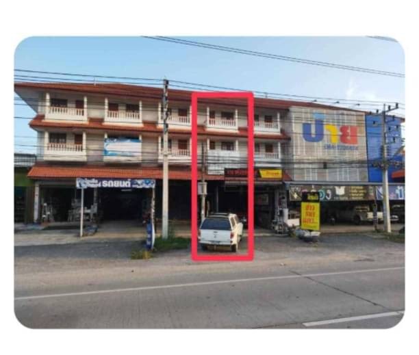 โซนสันทราย ขาย 4.2 ล้าน อาคารพาณิชย์ 3 ชั้นครึ่ง #สันนาเม็ง #ริมถนนใหญ่ เชียงใหม่-ดอยสะเก็ด #ใกล้แยกแม่กวง ใกล้แหล่งชุมชน จอดรถสะดวก 