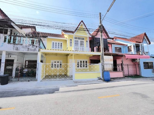 บ้าน 2 ชั้น โซน น้ำคอก ใกล้เซ็นทรัลระยอง ผ่อน 5000 บาท- หมู่บ้าน วังใหม่ วิลล่า 22 ตารางวา 3 ห้องนอน 2 ห้องน้ำ ตกแต่งทำใหม่ทั้งหลัง - ทำเลดีมาก ใกล้สี่แยกเกาะกลอย แม็คโคร บิ๊กซี ระยอง !!สนนราคาพิเศษ!! 1.35 ล้าน (ผ่อนถูกกว่าเช่า) เพียงเดือนล่ะ 5000 บาทกู้ได้เต็ม 100% ดำเนินเรื่องสินเชื่อธนาคารให้ฟรี โดยไม่มีค่าใช้จ่ายใดๆ**ฟรีดาวน์ ไม่ต้องใช้เงินซักบาท** อยากมีบ้านเป็นของตัวเอง แ