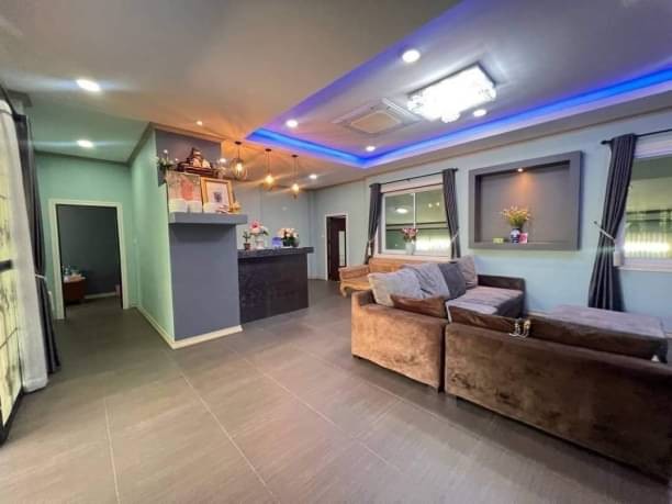 โซนสารภี ขาย 5.9 ล้าน 200 ตรว. 5 นอน 4 น้ำ บ้านเดี่ยวชั้นเดียว บรรยากาศดี ร่มรื่น น่าอยู่ พร้อมเฟอร์นิเจอร์ หิ้วกระเป๋าเข้าอยู่ได้เลย