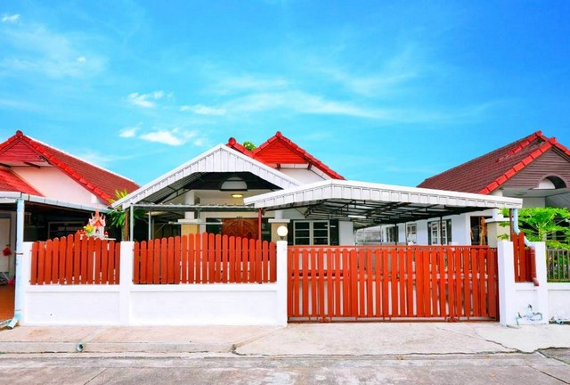 บ้านเดี่ยว 52 ตรว ใจกลางเมือง ใกล้ตลาดสตาร์ ระยอง ผ่อนเดือนล่ะ 8000 บาท