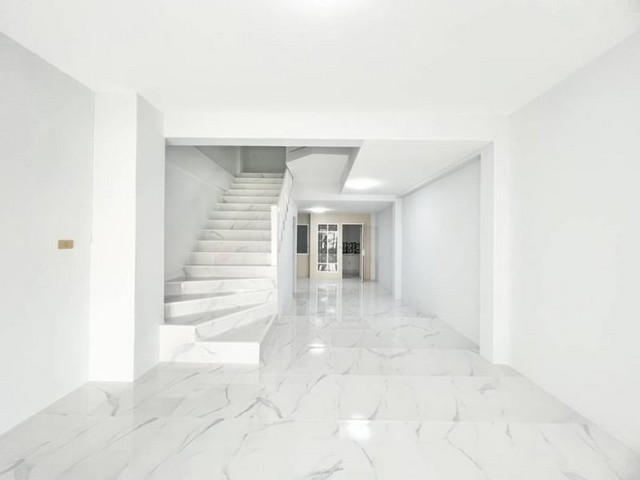 ขายทาวน์เฮ้าส์ 2ชั้น มบ.แกรนด์ชลเลคแอนด์การ์เด้น บ้านสวน เมืองชลบุรี FSP-H032