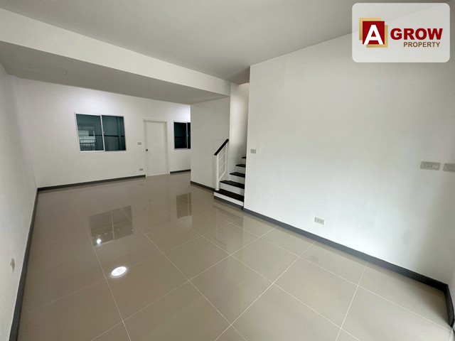 ม.พฤกษา86/1 บ้านรีโนเวทใหม่พร้อมอยู่ เดินทางสะดวก