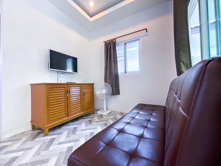 บ้านเดี่ยว1 ห้องนอน 1 ห้องน้ำ ใกล้หาดแม่น้ำ ว่างให้เช่า พร้อมเฟอร์นิเจอร์ ต.แม่น้ำ อ.เกาะสมุย จ.สุราษฏร์ธานี