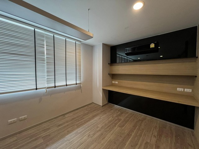 ให้เช่าออฟฟิศ 4.5ชั้น Nirvana@WORK ประเสริฐมนูกิจ เกษตร-นวมินทร์ ใกล้โรงเรียนเลิศล้า