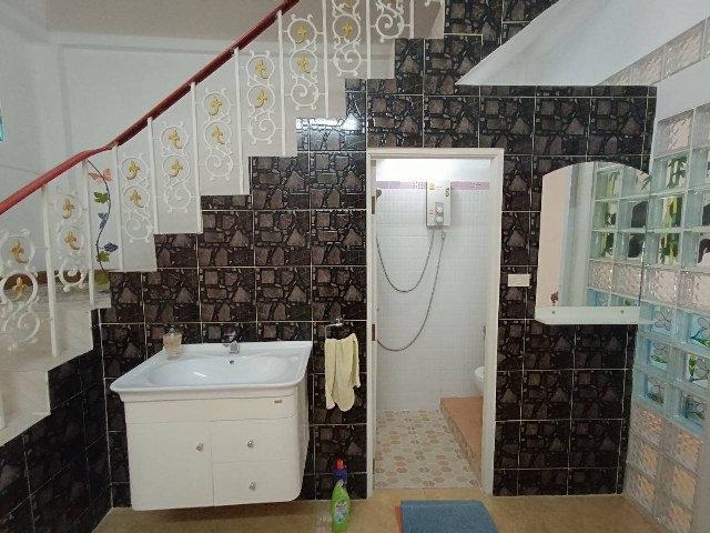 ขายทาวน์เฮ้า 2 ชั้น พร้อมที่ดิน เนื้อที่ 19.7 ตร.ว. ข้างรพ.กรุงเทพ และ ใกล้หอประชุมกาญจนามหาวิทยาลัยขอนแก่น  อำเภอเมือง จังหวัดขอนแก่น