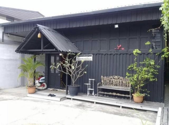 FPL1094ให้เช่าบ้านเดี่ยวชั้นเดียว 54 ตรว. ลาดพร้าว 134 เหมาะทำออฟฟิศ หรือสตูดิโอ อยู่อาศัยก็ได้ จอดรถ 5-6 คัน ใกล้ MRT บางกะปิ