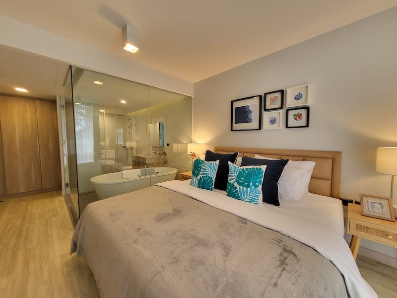 BH2681 ให้เช่า-ขาย คอนโดหัวหินโครงการ The Pine Hua Hin ชั้น 2 ติดสนามกอล์ฟ ใกล้หาด ตกแต่งพร้อม 3 ห้องนอน 3 ห้องน้ำ วิวสนามกอล์ฟและทะเล