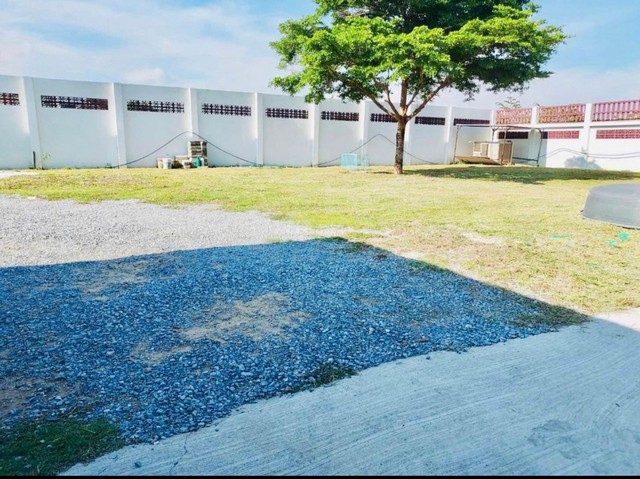 ZT337 ขายที่ดิน ซอยทองคำ 4 ถนนพัฒนาชนบท2เนื้อที่ 224 ตารางวากว้าง 40 เมตร ลึก 22.5 เมตรที่ตั้ง: ซอยทองคำ 4 ถนนพัฒนาชนบท2 ตำบลคลองสองต้นนุ่น อำเภอลาดกระบัง จังหวัดกรุงเทพมหานคร-สถานที่ใกล้เคียง : ตลาดแลนต์มาร์เก็ต, ตลาดลานบุญ, ตลาดสดนำชัย, วิทยาลัยอาชีวศึกษาเอเซีย, วิทยาลัยเทคโนโลยีพัฒน์อ่อนนุชบริหาร, โรงเรียนพร้อม, โรงเรียนกฤตศิลป์วิทยา, โรงพยาบาลสิรินธน, เทสโก้ โลตัสล