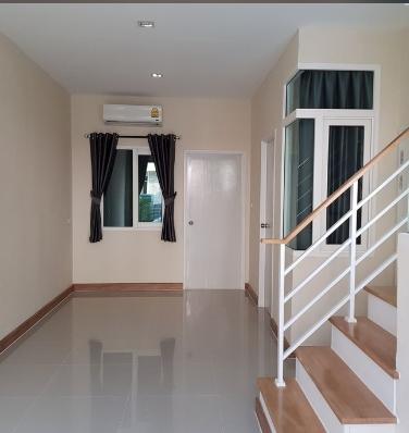 ให้เช่าทาวน์โฮม 2 ชั้น โครงการโกลเด้นท์ ทาวน์  ย่านอ่อนนุช - ลาดกระบัง