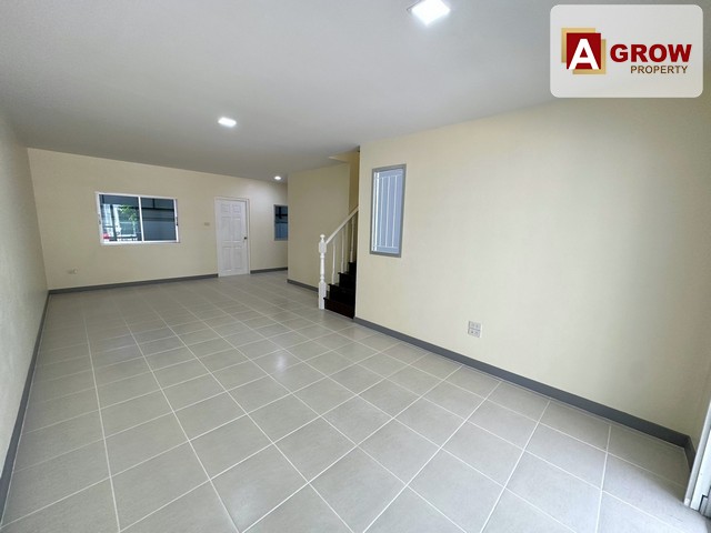 ม.นิรันดว์วิลล์  บ้านรีโนเวทใหม่พร้อมอยู่ เดินทางสะดวก ซ.วัดศรีวารีน้อย