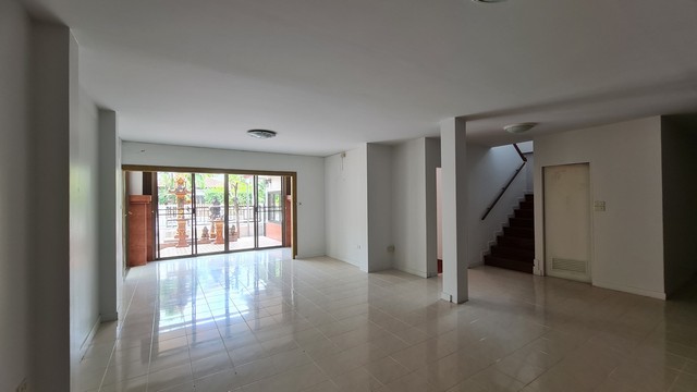 ขายบ้านเดี่ยวโครงการ โรยัลปาร์ควิลล์ สุวินทวงศ์ หนองจอก กทม PJ 07-01-2023