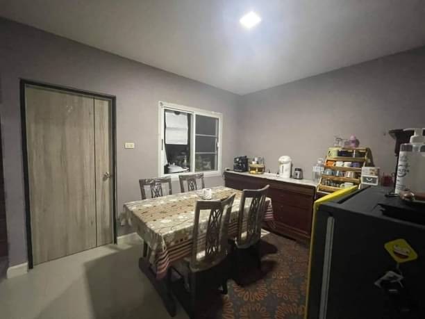 ขายด่วน! 3.2 ล้าน 71 ตรว. 4 นอน 3 น้ำ โซนสันทราย บ้านเดี่ยว 2 ชั้น แปลงหัวมุม พร้อมเฟอร์นิเจอร์ครบ หิ้วกระเป๋าเข้าอยู่ได้เลย