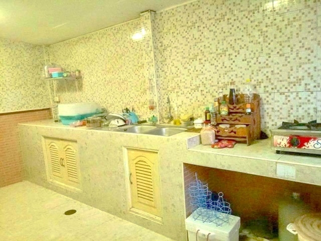 ตลาดจตุจักร สระบุรี พหลโยธิน นาโฉง ให้เช่าทาวน์เฮ้าส์ 2 ชั้น หลังริม 34ตรว.164ตรม. ถูกมาก 3นอน 2น้ำ 1จอดรถ 2แอร์ ติดถนนใหญ่